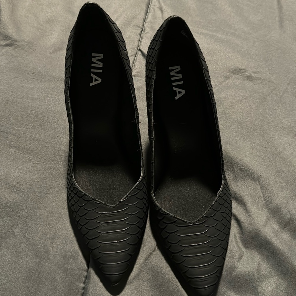 New Black heels